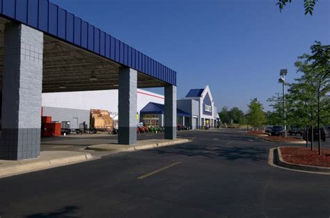 Lowes portage mi - Lowes has been helping our customers improve the places they call home for more than 60 years. Founded in 1946, Lowes has grown from a small hardware store to the second-largest home improvement retailer worldwide.